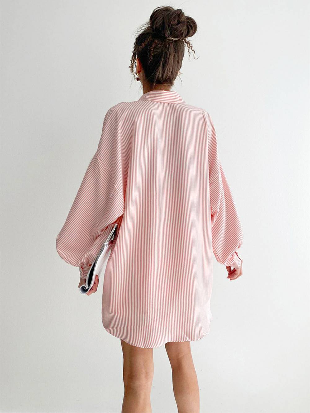 Gestreepte blouse met lange gezwollen mouwen
