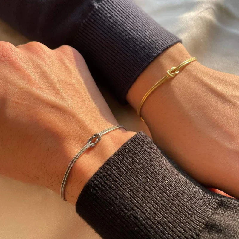 Gepersonaliseerde liefdesknoop armband
