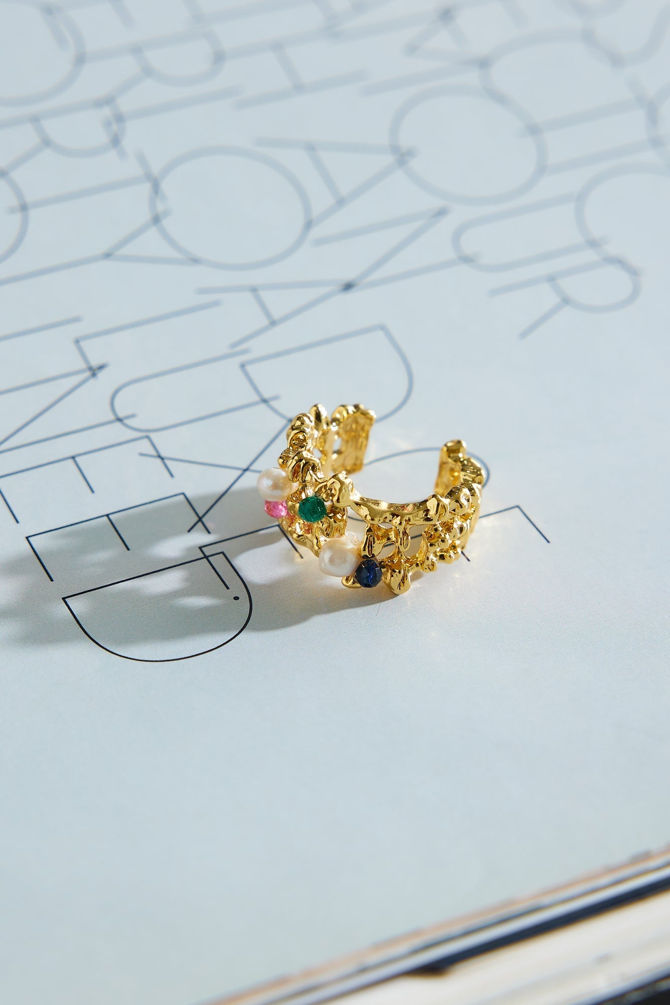 Goud vergulde edelstenen ring