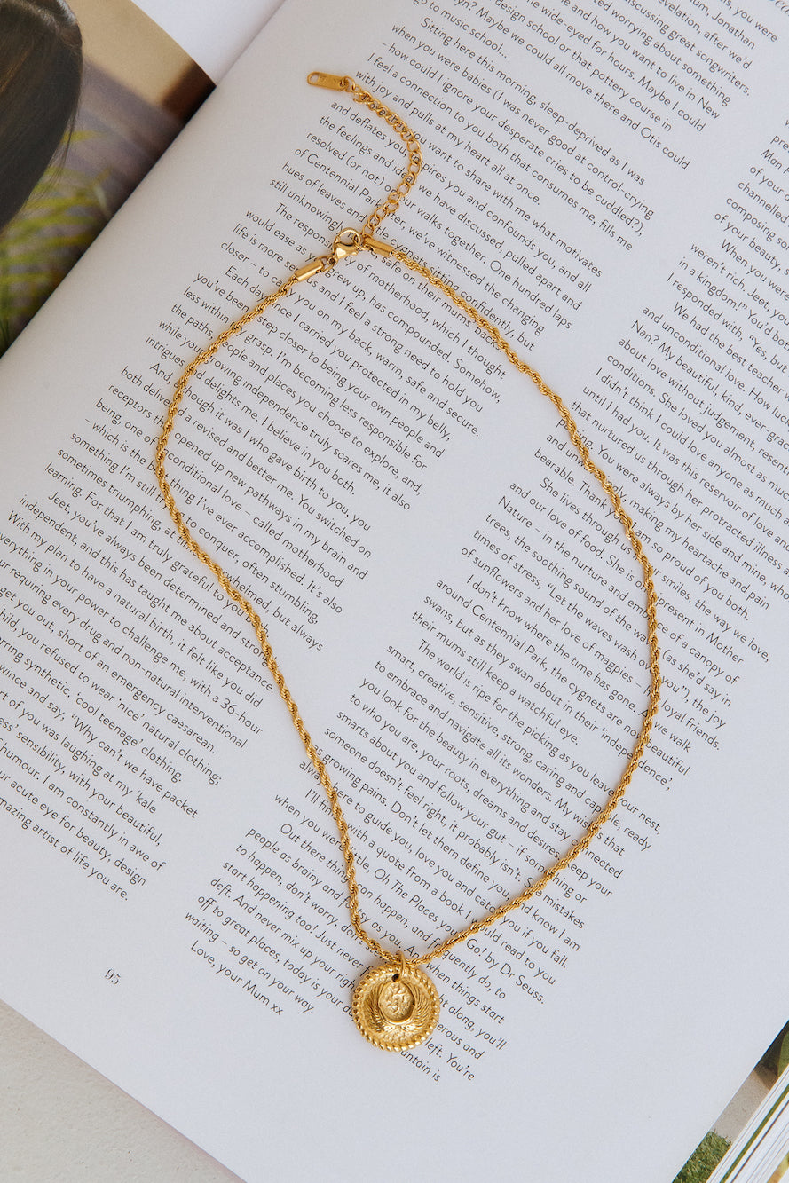 Goud vergulde ketting met levenshanger