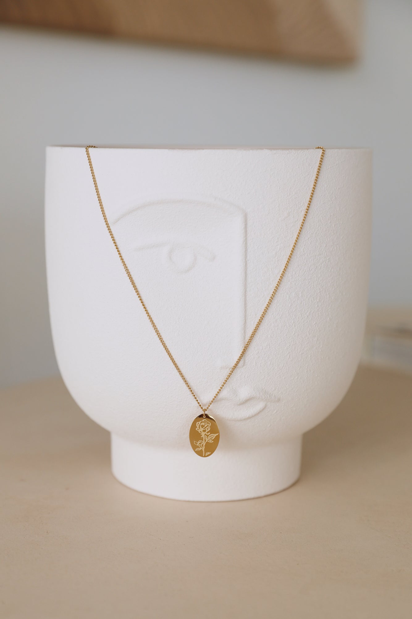 Goud vergulde ketting met roos